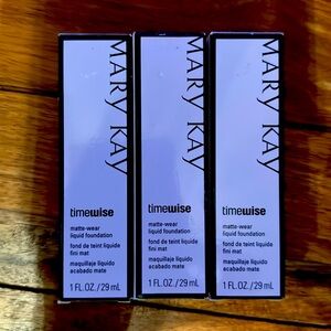 New Mary Kay foundation bundle (3)